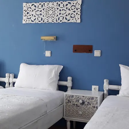 Aegeeis Hotel 2*